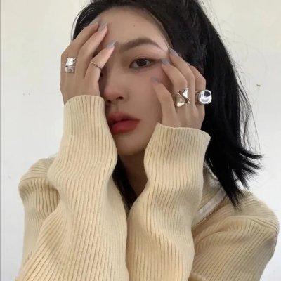 这个少侠有点冷